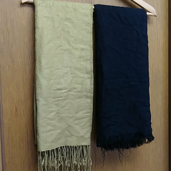 🌟ONLY $5 each scarf - Picture 2 of 4